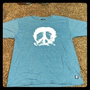 Gnarly Shirts - Gnarly peace sign tee Gnarly Shirts - Gnarly peace sign tee